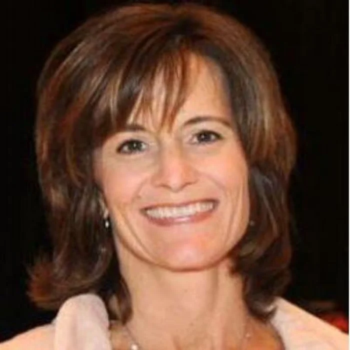 Leslee Bennett